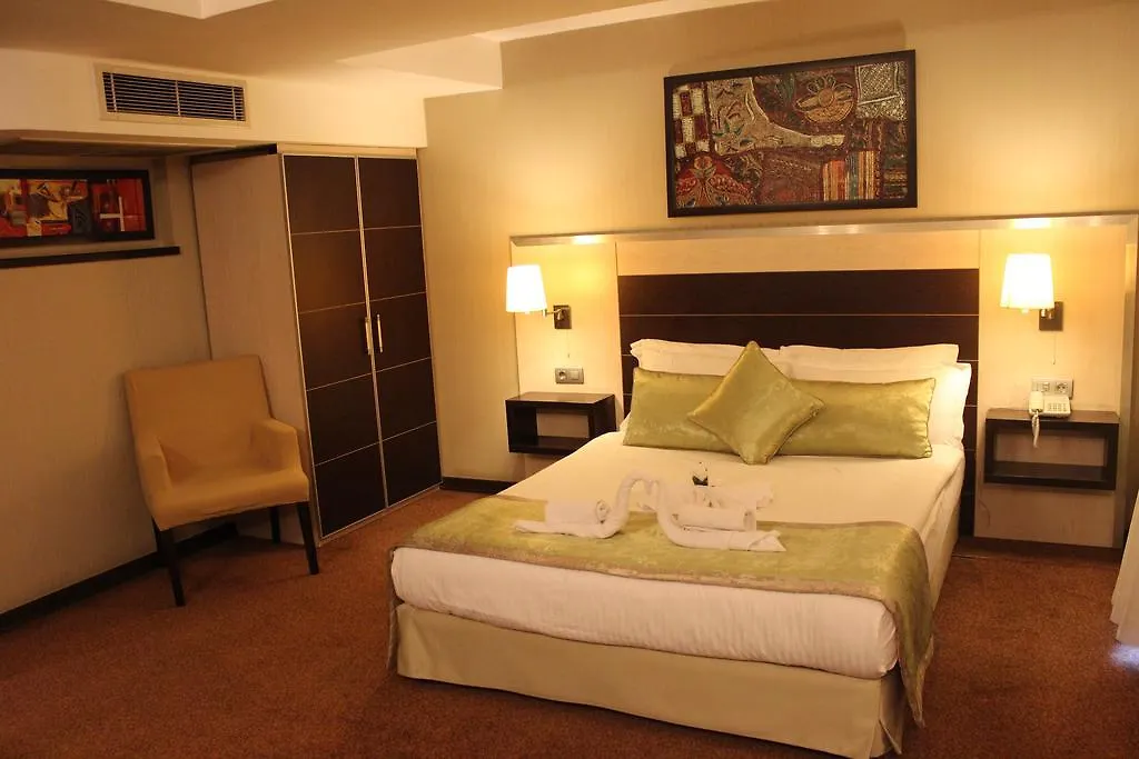 Izmir Comfort Boutique Hotel